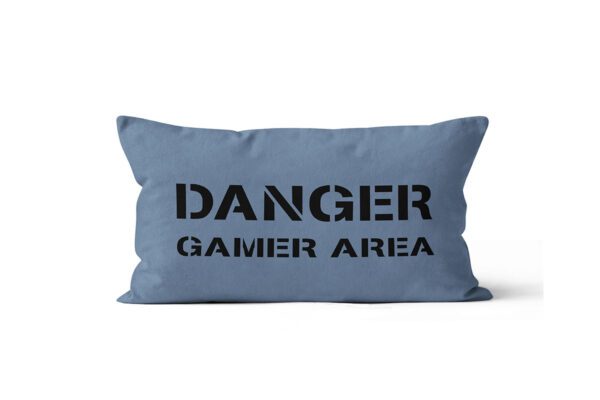 Almofada Baguete Danger Gamer • Mandarine Design
